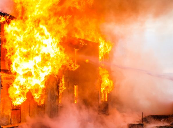 La importancia de retardar la propagación del fuego en un edificio