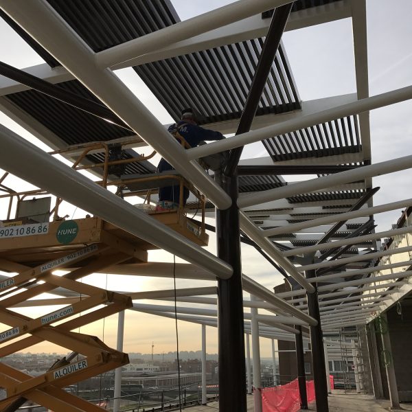 Estructura metálica con pintura intumescente