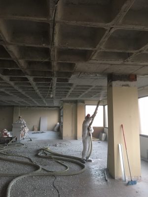 Aplicación de mortero de lana de roca